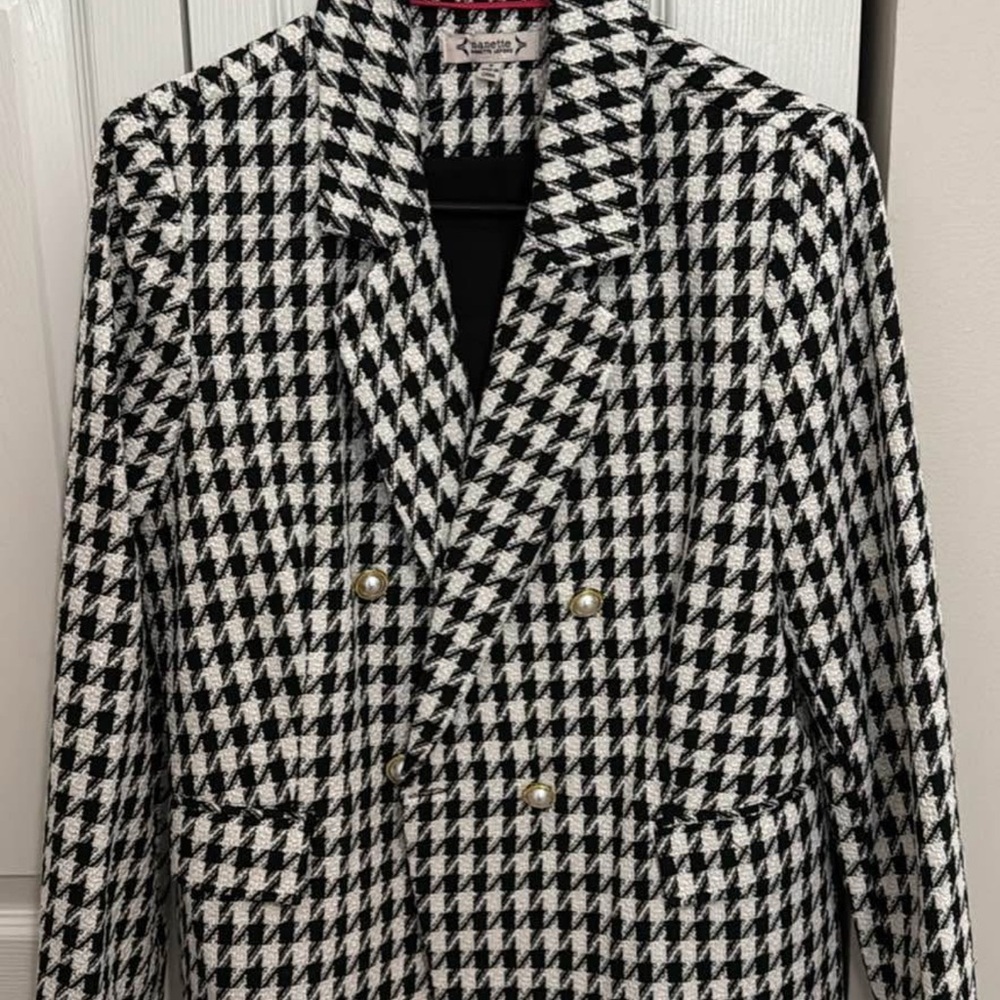 Black and White Houndstooth Blazer